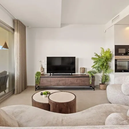 Modern With Terrace, Sea And Mountain Views Lejlighed Estepona