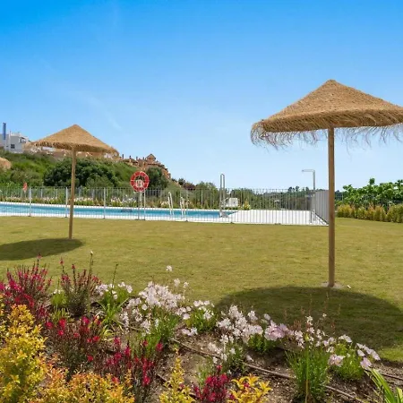 Modern With Terrace, Sea And Mountain Views Lejlighed