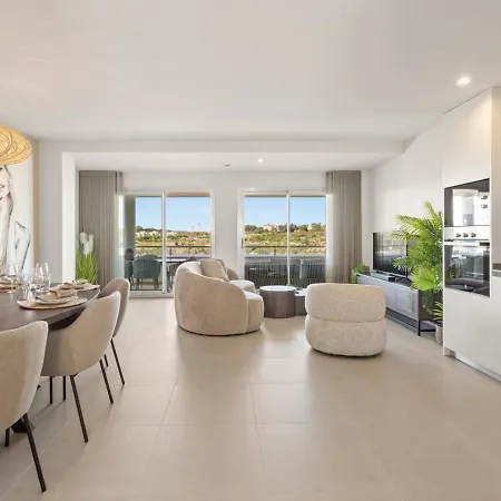 Lejlighed Modern With Terrace, Sea And Mountain Views *